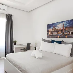 Konukevi Maison Piazza Cavour, Roma